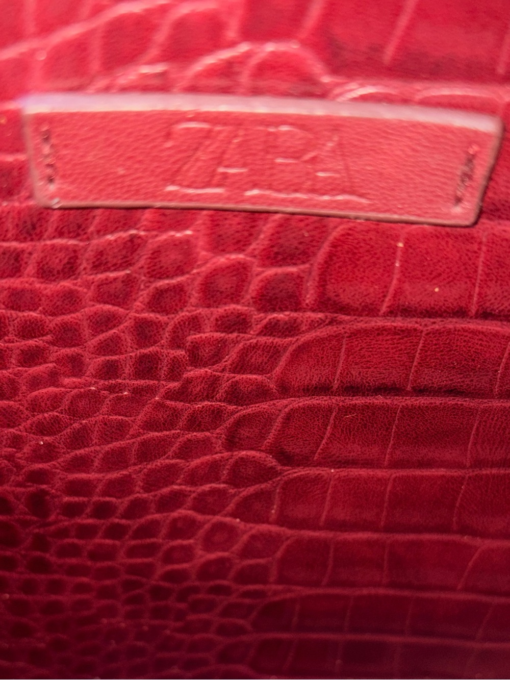 Zara Burgundy Croc-Embossed Shoulder Tote RARE - Picture 9 of 9